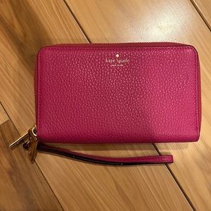 Kate Spade grey street tech-smart wristlet/wallet - sweetheart pink leather